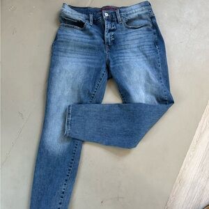 Lucky brand mid rise Ava skinny jeans 8/29A